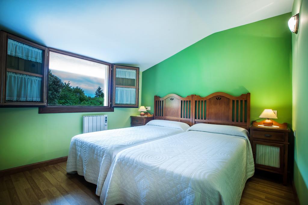 Apartamentos El Pradon De Santa Marina Parres de Llanes Cameră foto